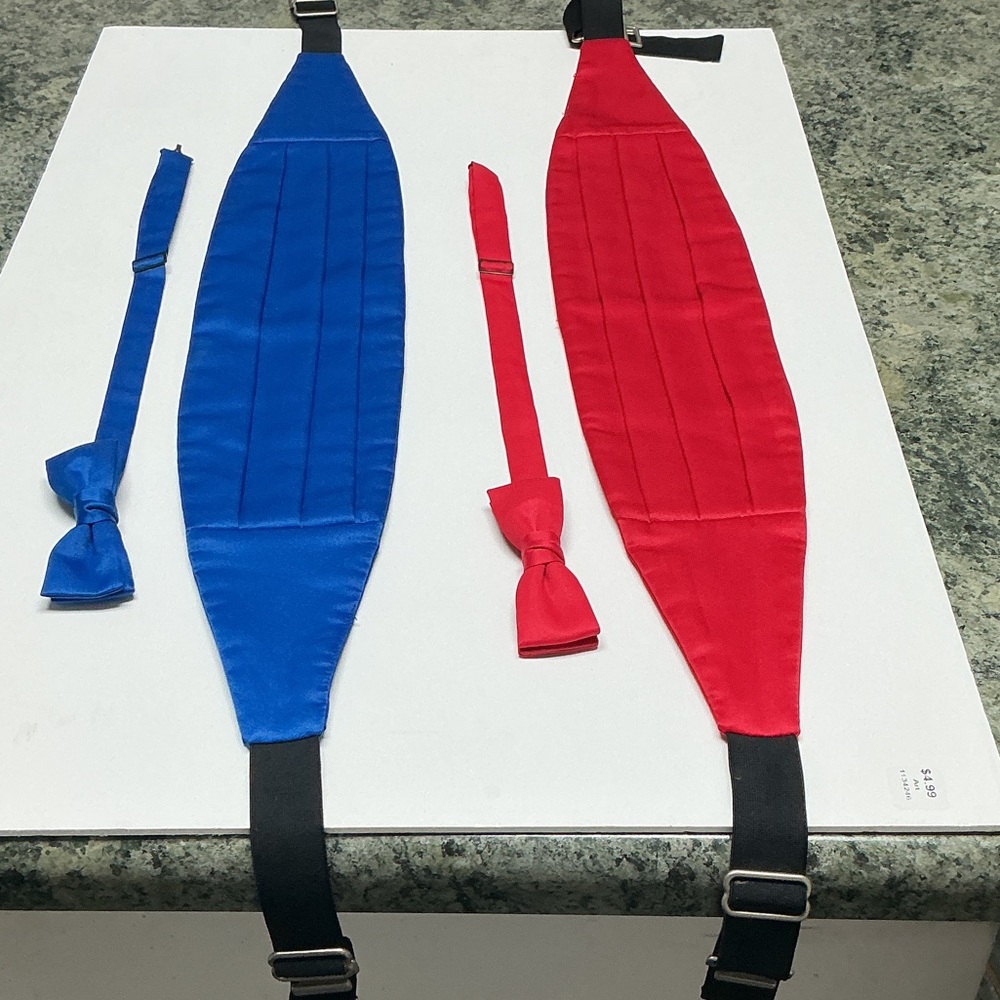 Men’s cummerbund and ties set